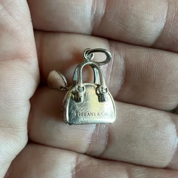 Tiffany & Co. Silver purse charm with  heart - Picture 3 of 5
